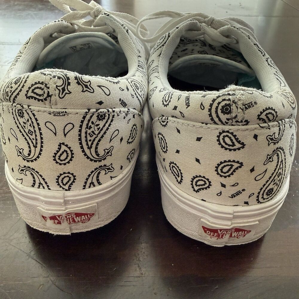 Size 8.5 - Vans ComfyCush Era Paisley - White Bold In Bandana Sneakers - Picture 8 of 9